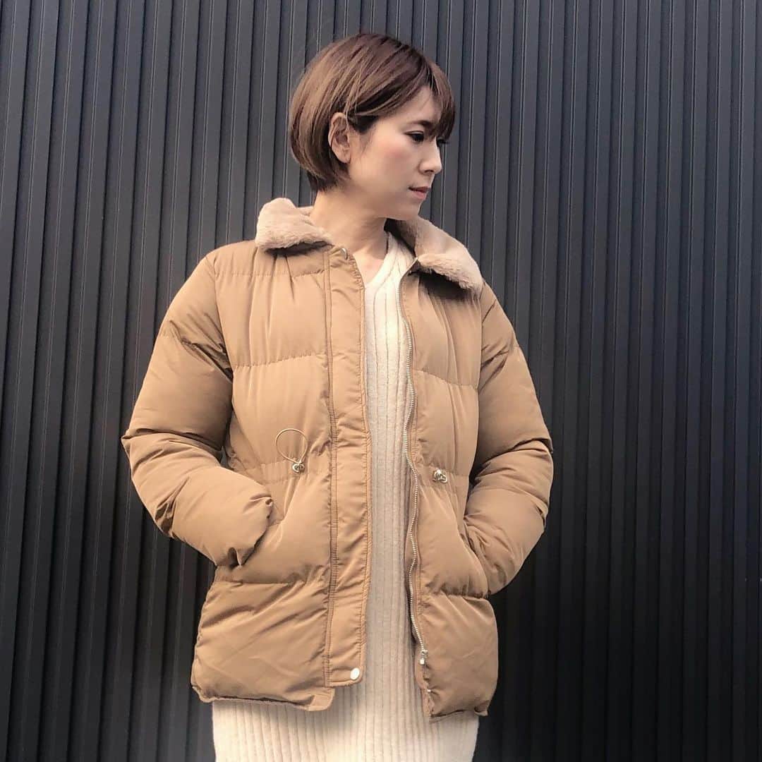 hitomiio93のインスタグラム：「おすすめダウン♡ ウエスト部分絞れます😉  #ダウンコート #ulara」