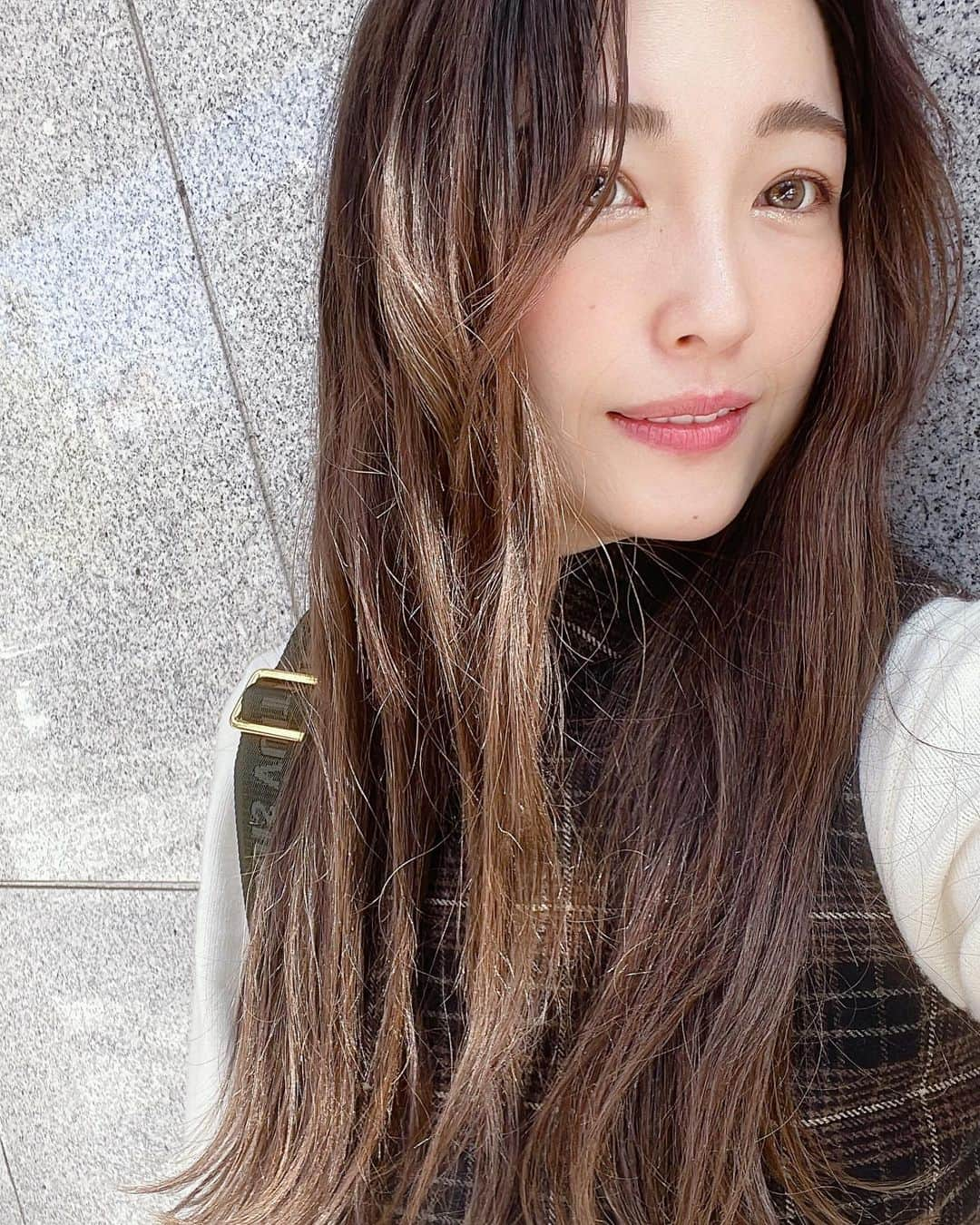 木下優樹菜さんのインスタグラム写真 - (木下優樹菜Instagram)「🤎🤍🤎🤍 天気が良いね〜🌞🌈」11月26日 21時24分 - yukina1204xoxo