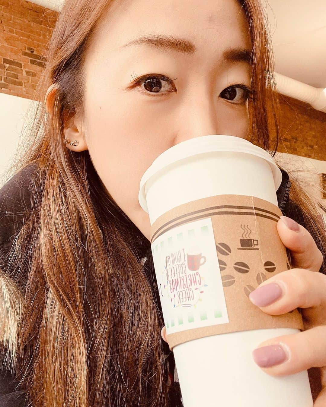 村主章枝さんのインスタグラム写真 - (村主章枝Instagram)「😋☕️🥰 #happymoments❤」11月27日 4時43分 - fumie.suguri