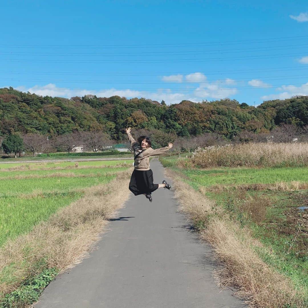 ぱちおまるさんのインスタグラム写真 - (ぱちおまるInstagram)「少し足を伸ばせば森とミスド🌱🍩  #スローライフ #海辺の暮らし  #だけど #森 #太陽が #まぶしくて」11月27日 10時58分 - pachiomaru