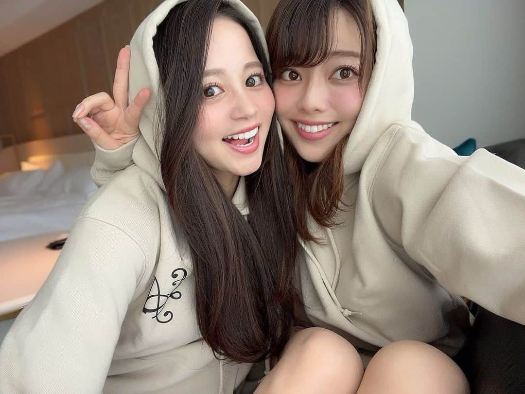 みさきさんのインスタグラム写真 - (みさきInstagram)「愛しの幼馴染あいとお泊まり✌︎  ゆっくり一緒にゴルフしてお風呂入って 近況報告して解散( ◡̈)ง  あいが可愛いパーカーくれました🧸𖤐⡱ おそろい〜あたたかい〜  最後の写真のテーマは てるてる坊主。笑  #休日  #幼馴染 #大学生のぶりのお泊まり会」11月27日 21時09分 - misaki.official