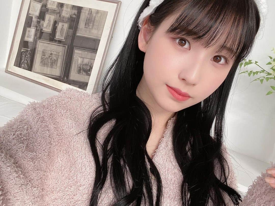 森嶋あんりさんのインスタグラム写真 - (森嶋あんりInstagram)「ふわふわ可愛い私もどうですか？」11月27日 21時15分 - an_chuu122