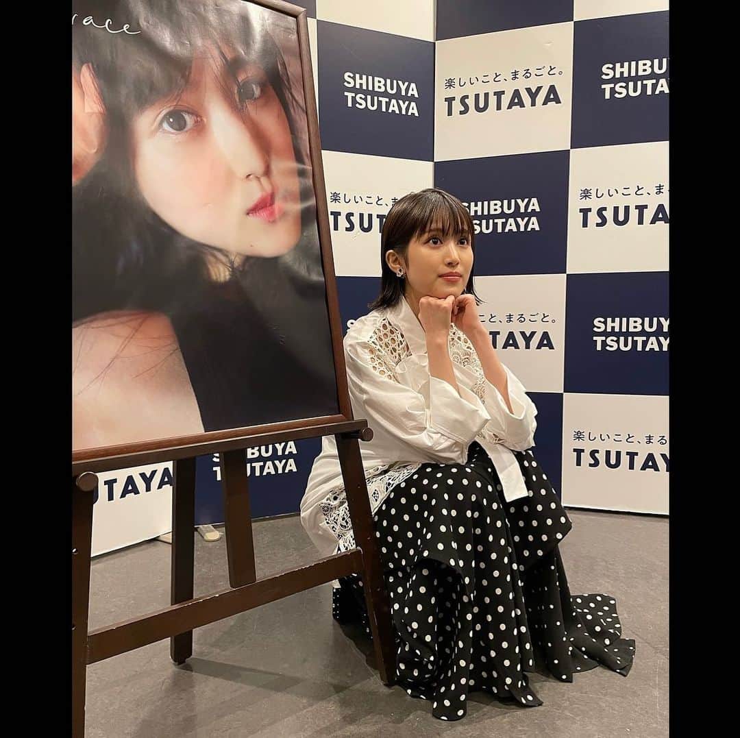 福本莉子さんのインスタグラム写真 - (福本莉子Instagram)「⁡ ⁡ SHIBUYA TSUTAYA お渡し会有り難うございました♡」11月27日 17時35分 - riko_fukumoto_