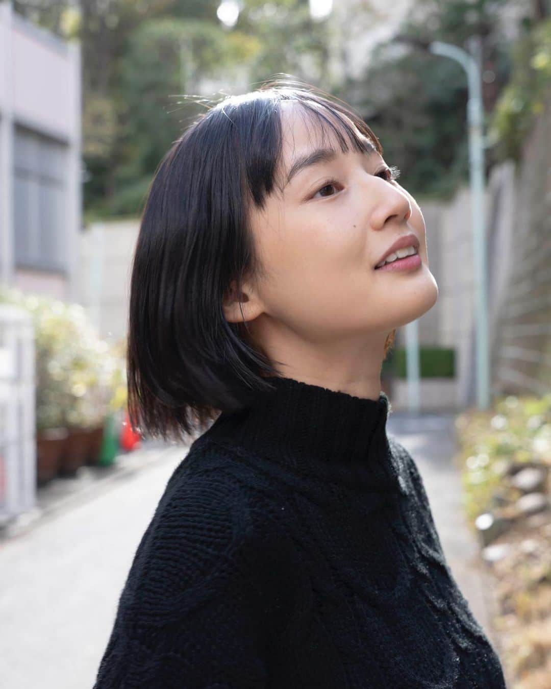 高嶋香帆さんのインスタグラム写真 - (高嶋香帆Instagram)「とっても好きなお写真。 しっかりと歳を重ねている☺️ 髪を切って良かった。  #ポートレート #ポートレート撮影」11月27日 18時31分 - kaho_takashima
