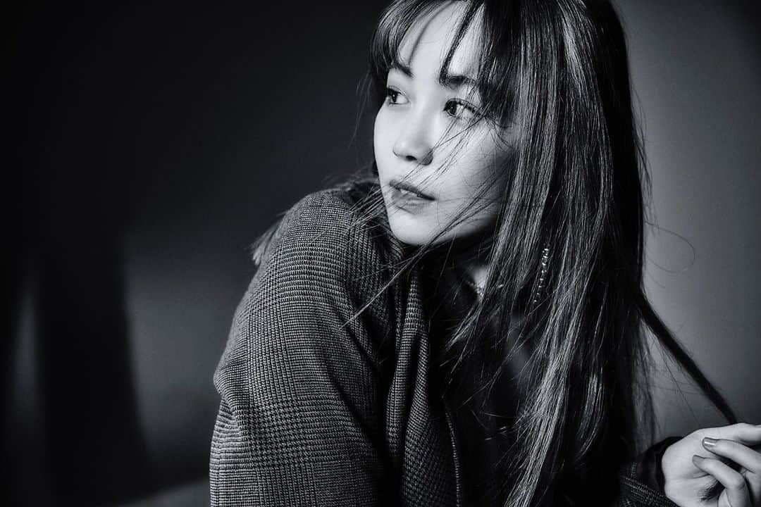 鷲尾伶菜のインスタグラム：「月刊EXILE Hairmake @yukie_tsujimura  Styling @uchi_daxx」