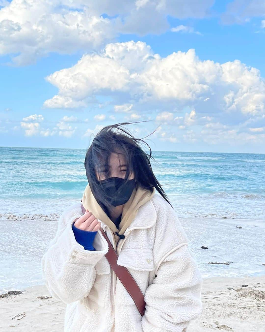 ITZYさんのインスタグラム写真 - (ITZYInstagram)「바다🌊」11月27日 20時51分 - itzy.all.in.us