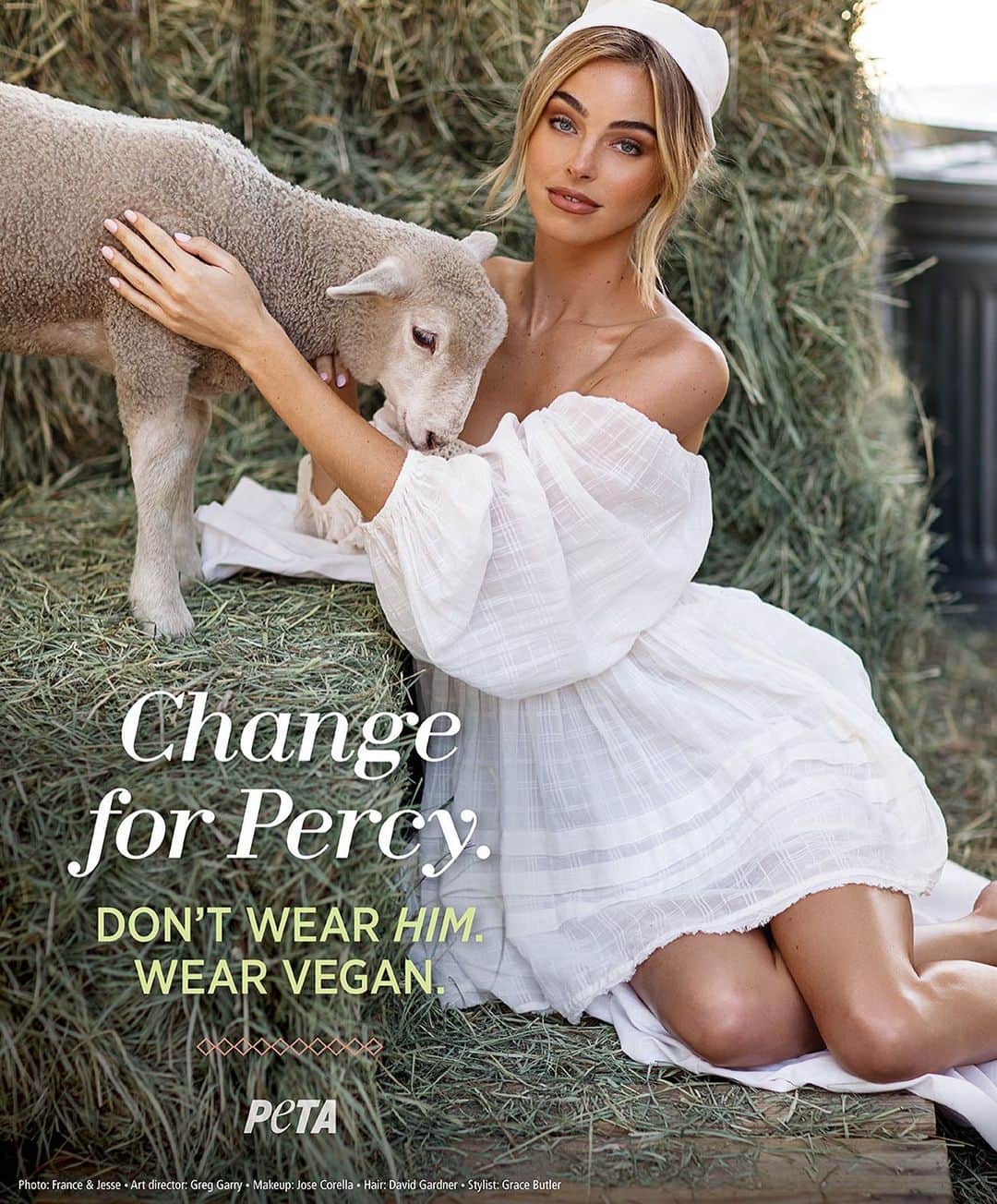 Elizabeth Turnerのインスタグラム：「So excited to share this campaign with @peta and my new best friend Percy 😍🐑 The wool industry is so abusive to sheep like him I hope you will join me in stopping them by refusing to wear wool. Percy and all sheep deserve to live happy lives in peace. Please wear vegan, it’s stylish to be kind 💚 📸 @france.and.jesse / @davidgardnerla @josecorella」