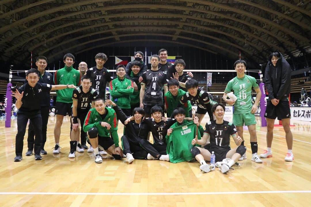 小野寺太志のインスタグラム：「… vs 大分三好 3-0 WIN !!! 今シーズン初の2連勝🙆‍♂️ 沢山の応援ありがとうございました😌  #1128 #5勝目 #JTサンダーズ広島」