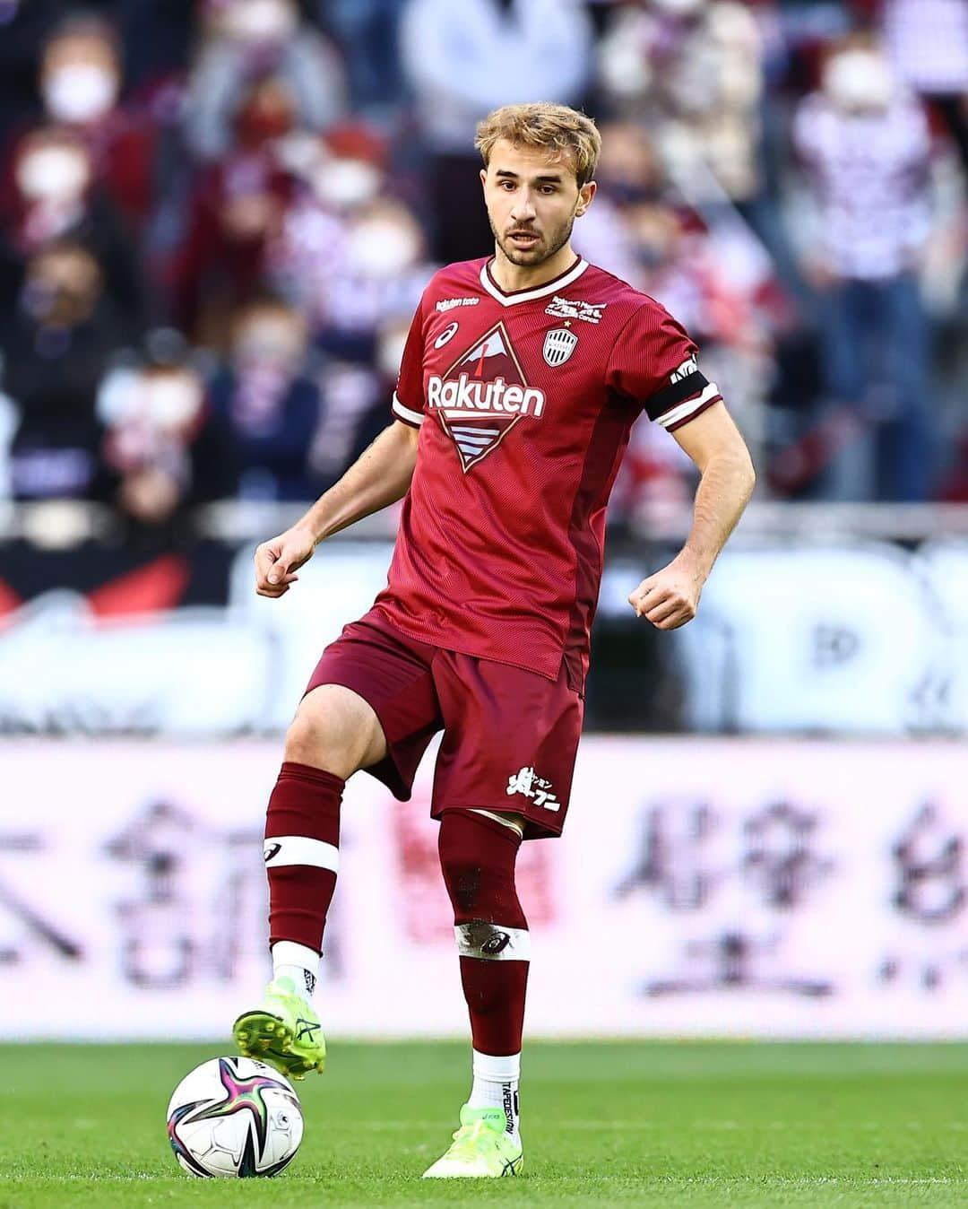 ヴィッセル神戸さんのインスタグラム写真 - (ヴィッセル神戸Instagram)「♦️2022 UNIFORM♦️  VISSEL KOBE vs. YOKOHAMA F MARINOS  #vissel #visselkobe #ヴィッセル #ヴィッセル神戸 #Kobe #神戸 #一致団結 #WeAreKobe #一戦必勝 #KobeForeverForward #JLeague #Jリーグ #RoadToAsia #Iniesta #イニエスタ」11月28日 9時12分 - visselkobe