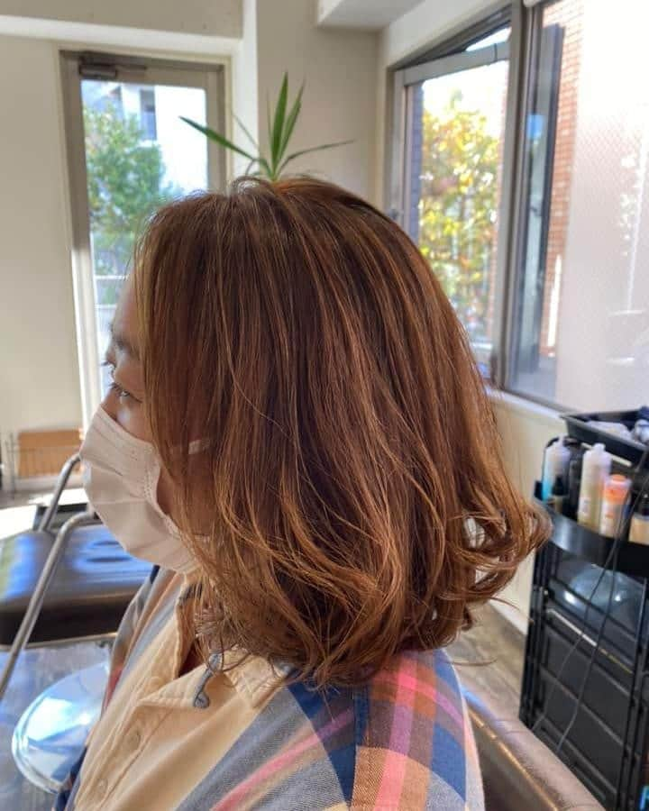 八幡カオルさんのインスタグラム写真 - (八幡カオルInstagram)「美容院へ行ってきたのよね〜💇‍♀️ とってもエレガントでキュートになったのよ〜💇‍♀️ 嬉しいからUPしちゃうわよ〜💇‍♀️  #新しい自分 #エレガントでキュート #エレキュー✨ #広尾 #avail」11月28日 11時25分 - kaoruyahata