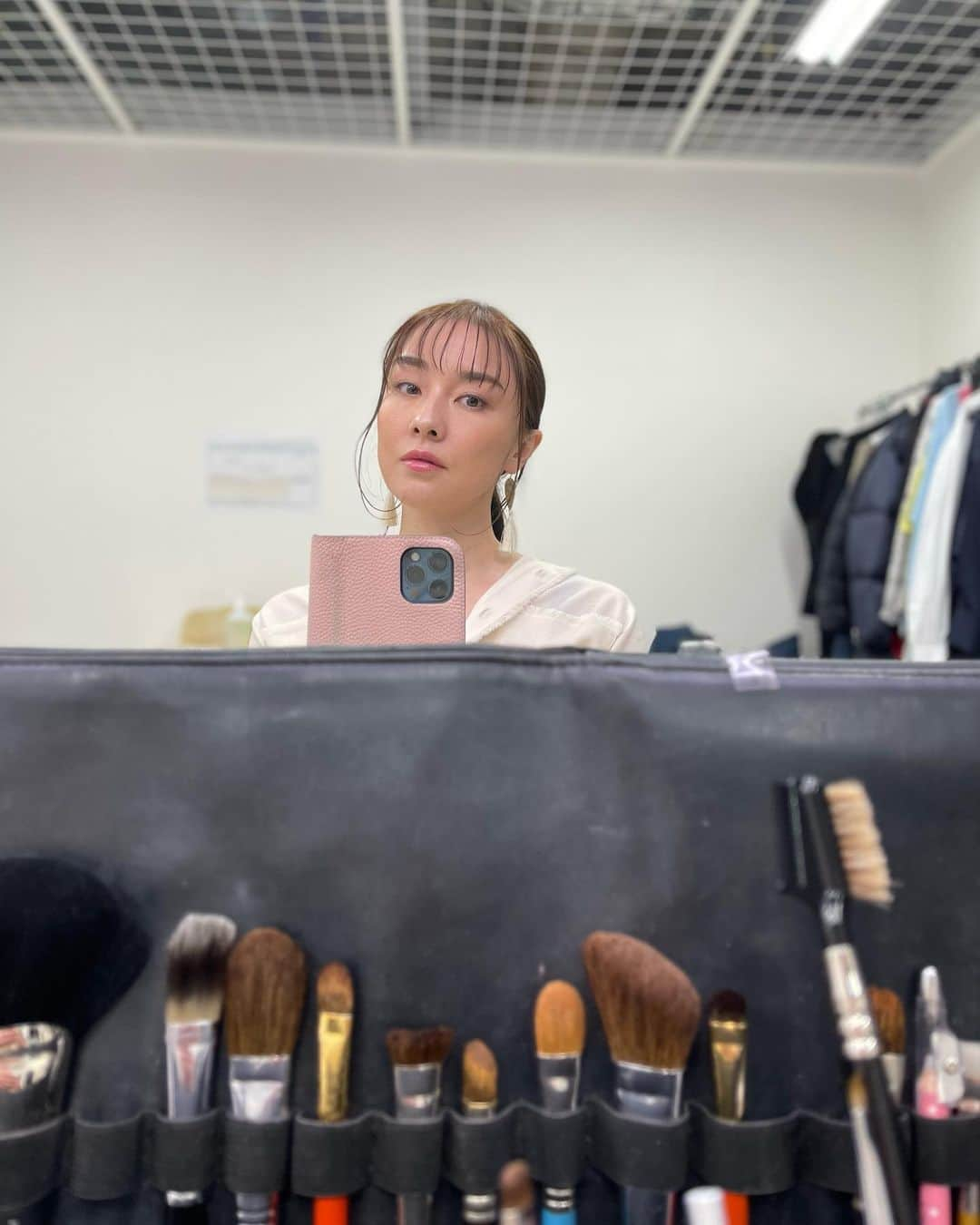 伊藤歩さんのインスタグラム写真 - (伊藤歩Instagram)「📸  #tokyolife #makeup #tokyofashion」11月28日 13時09分 - ayumi__ito