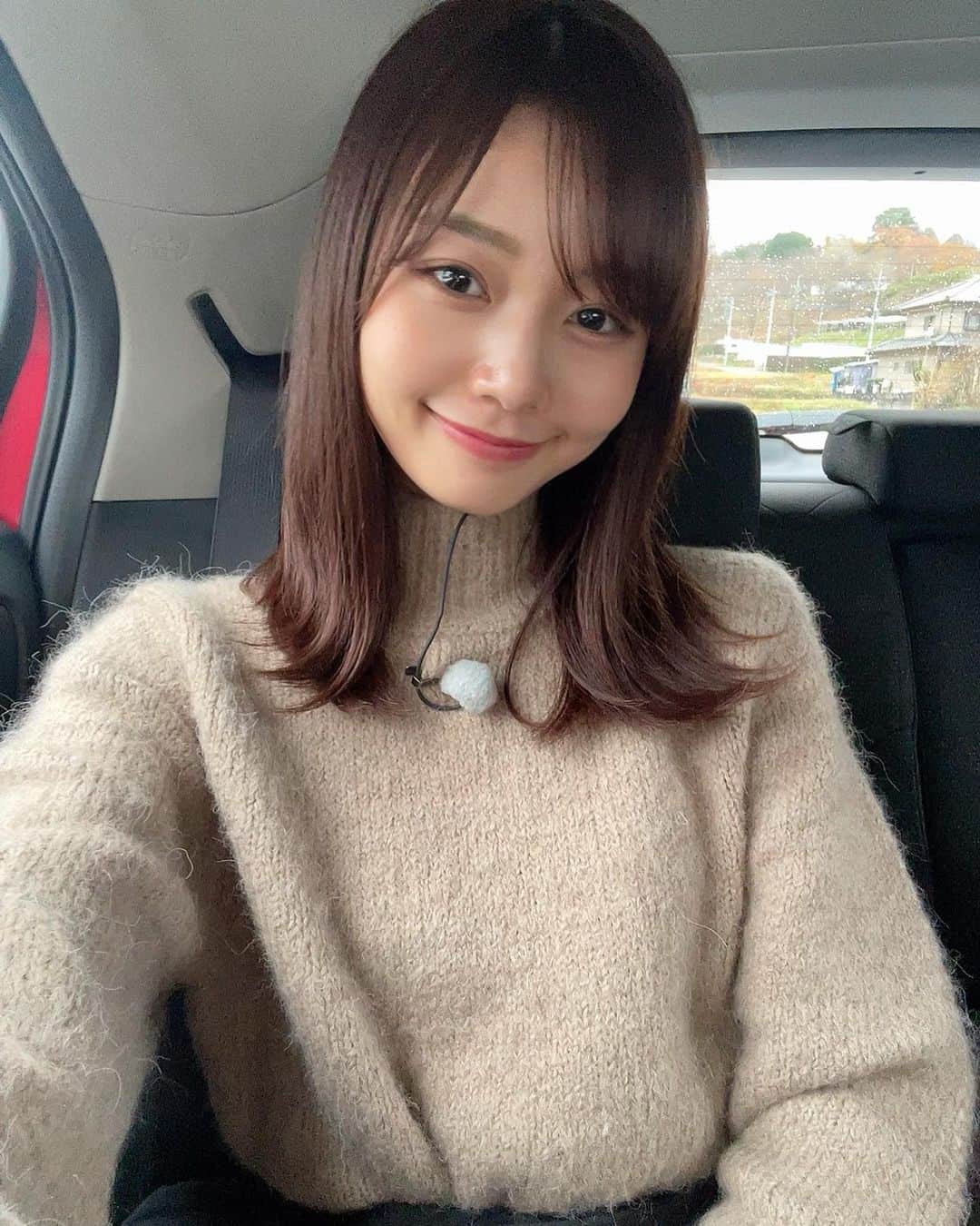 杉浦みずきのインスタグラム：「. 明日、12月28日（火）20:49〜 BS テレ東にて MY BEST WAY に出演します🚗 群馬県高崎市をドライブしました〜☺️ キングオブパスタで優勝したカルボナーラを食べたり、 だるま寺に行って、オリジナルのだるまを絵付けしたりしましたよ〜✨ 是非みてね！」