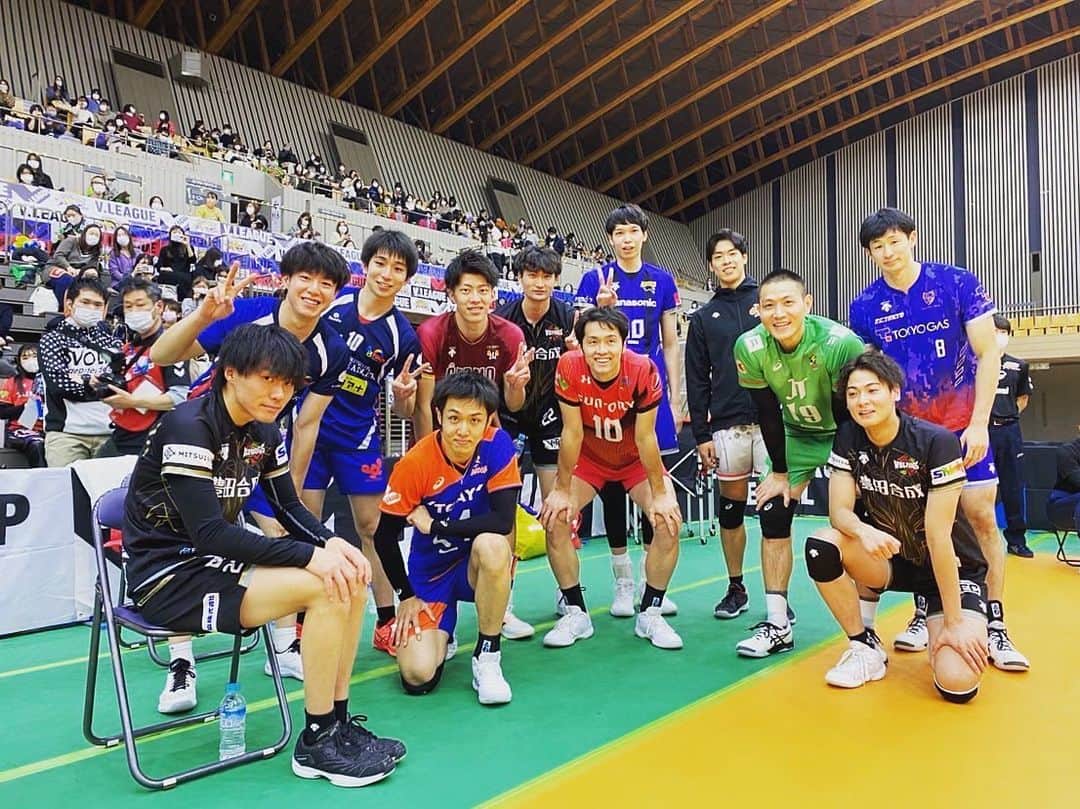 宮浦健人のインスタグラム：「オールスターゲーム 投票&応援していただきありがとうございました🙇‍♂️👍 とても楽しむことが出来ました🤣 年明けからまた試合頑張りたいと思います💪」