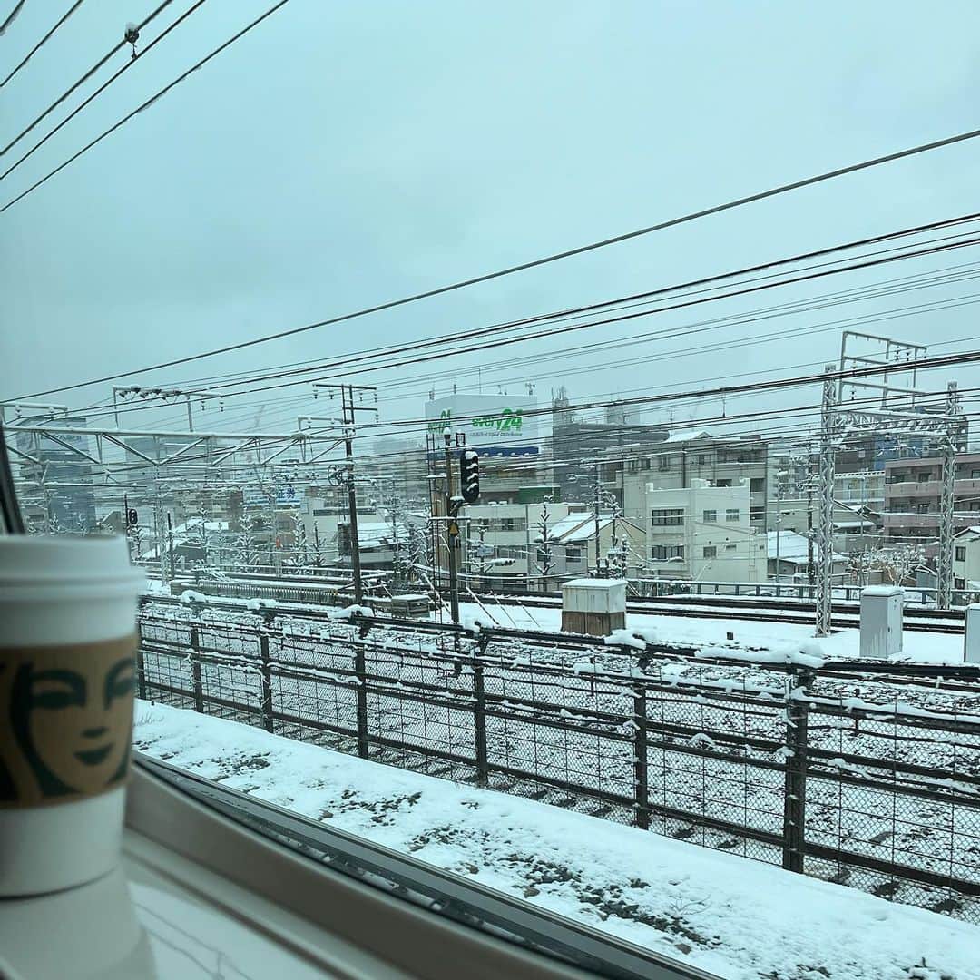 皆藤愛子さんのインスタグラム写真 - (皆藤愛子Instagram)「❤︎ 東京→🗻→名古屋  雪にお気を付け下さい！！」12月27日 13時31分 - aiko_kaito_official