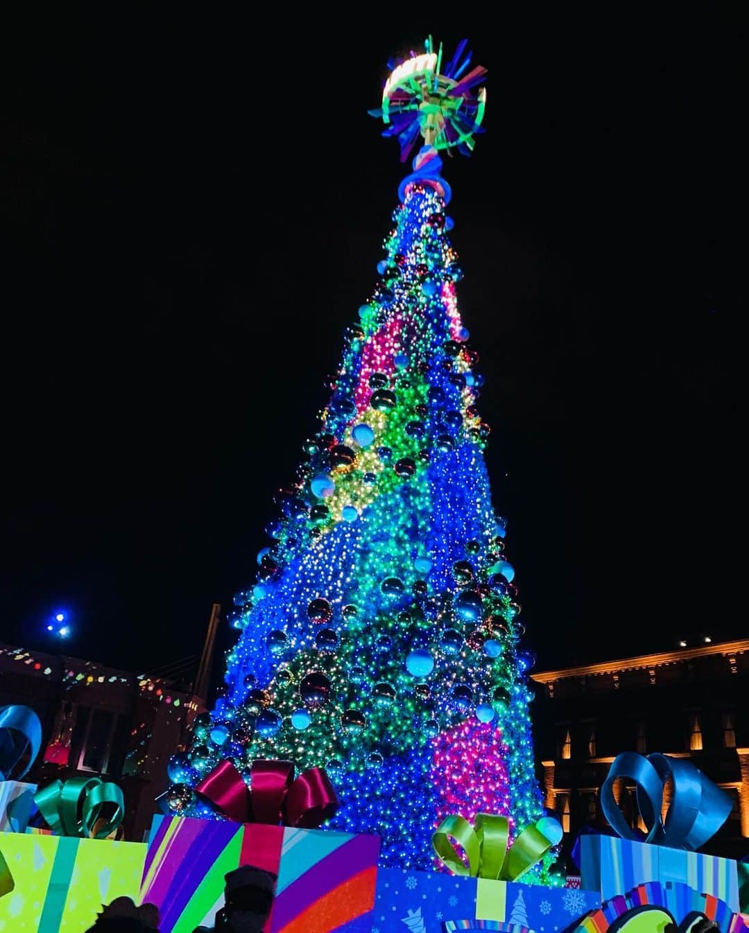 愛川みれいさんのインスタグラム写真 - (愛川みれいInstagram)「💎💍✨  Xmasシーズンに見た綺麗な物たち🎄  #クリスマス#Xmas#ツリー #綺麗な景色#美しいものがすき」12月27日 20時17分 - mirei.aikawa