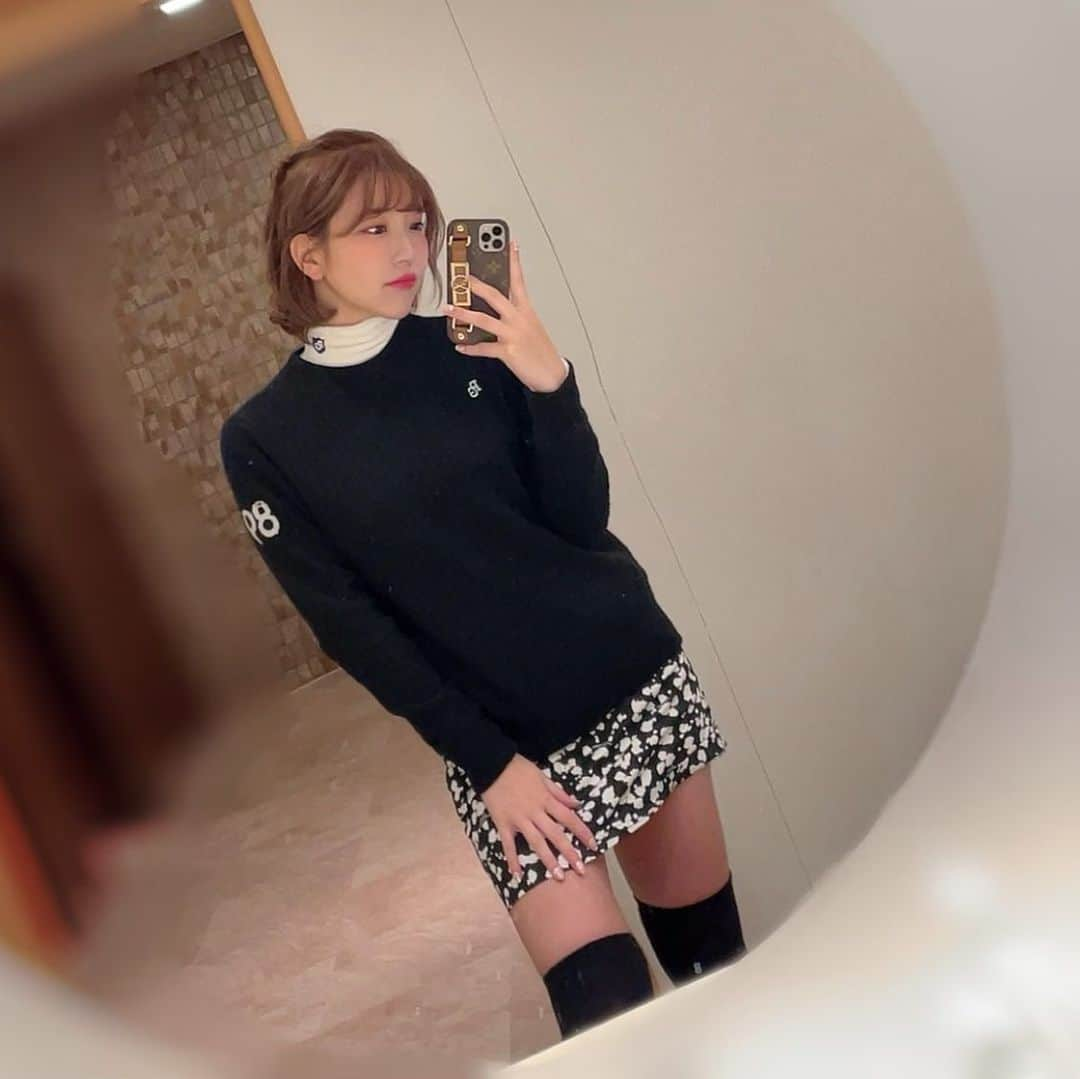 COCOさんのインスタグラム写真 - (COCOInstagram)「ゴルフ納めしてきました♡ 2021.12.27  #golf #golfwear #pearlygates #golflife」12月27日 15時19分 - coco_coco000