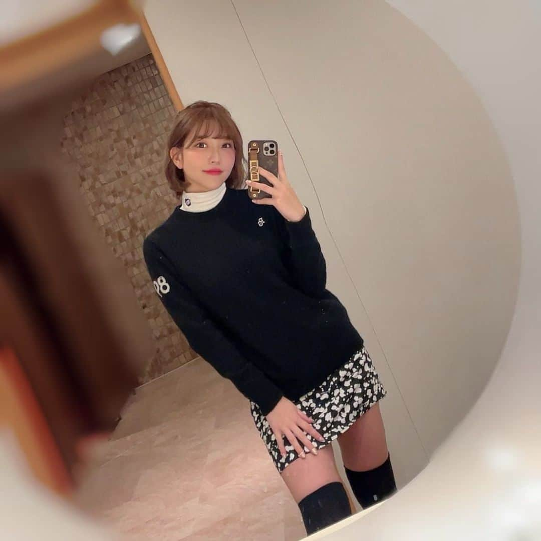 COCOさんのインスタグラム写真 - (COCOInstagram)「ゴルフ納めしてきました♡ 2021.12.27  #golf #golfwear #pearlygates #golflife」12月27日 15時19分 - coco_coco000