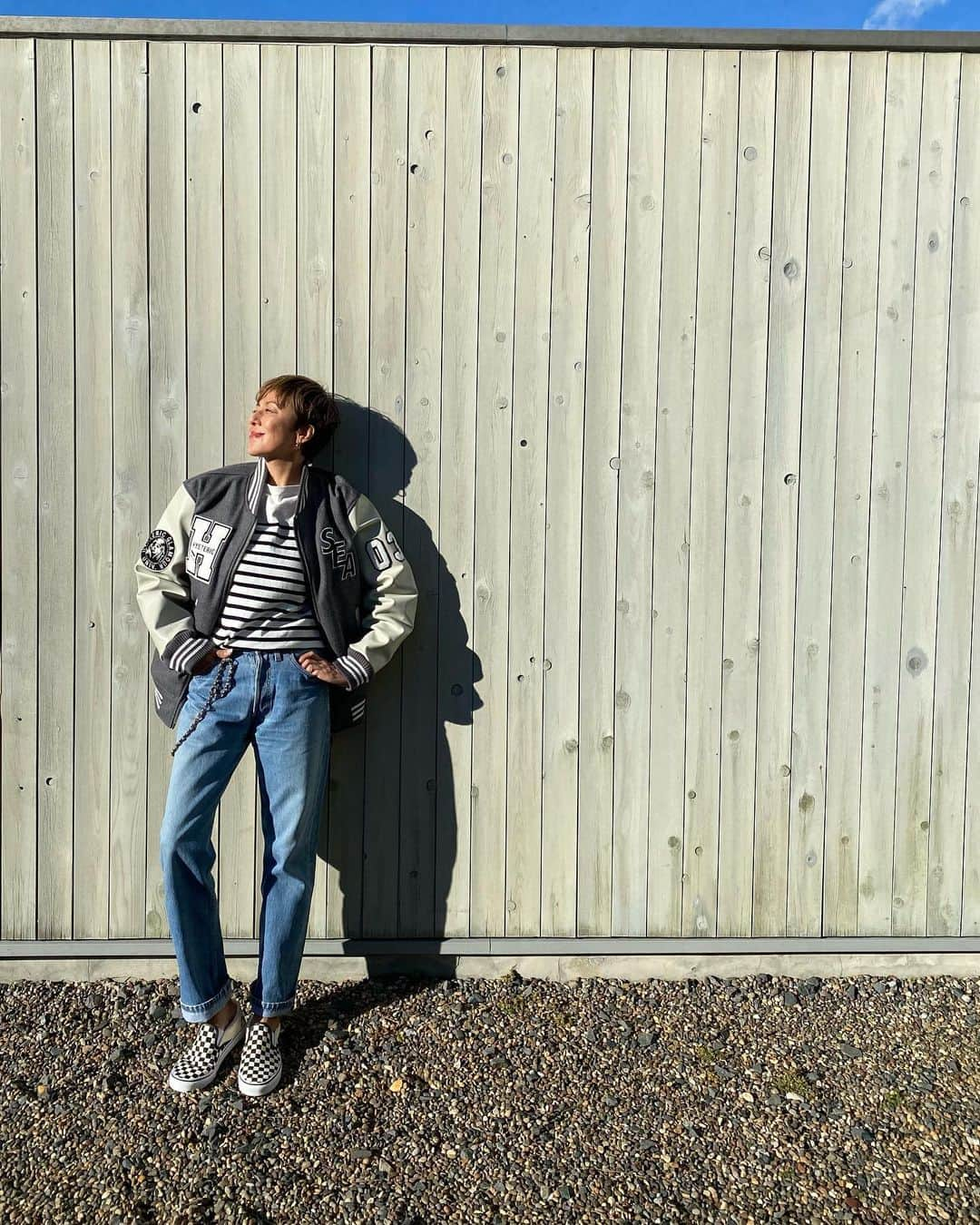 RIKACOさんのインスタグラム写真 - (RIKACOInstagram)「💙 @hystericglamour_tokyo  ❌ @windandsea_wear  大好きなブランドのコラボスタジャン❣️ . denim @levis.vintage.clothing  501 wallet chain @hoorsenbuhs  sneaker @vans   #メンズライク  #ユニセックス #スタジャン #❤️ それにしても今日の撮影は凍えた😱😆」12月27日 15時30分 - rikaco_official