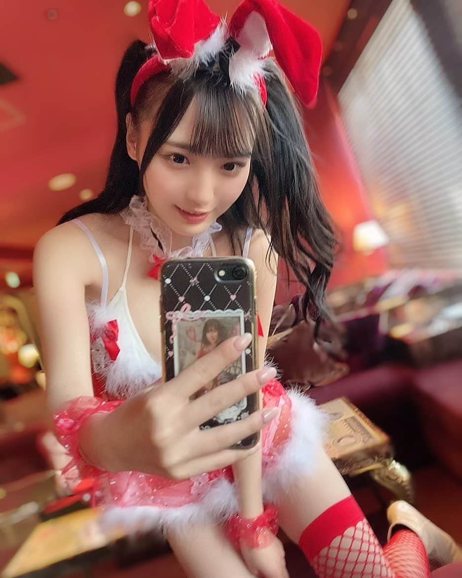 白石夢来さんのインスタグラム写真 - (白石夢来Instagram)「めりくり〜🧸  . . .  #由良ゆら#グラビア#gravure #japanesegirl #水着#バニーガール #クリスマス#cosplay #me#selfie #自撮り」12月27日 15時50分 - yurayura_yuuura