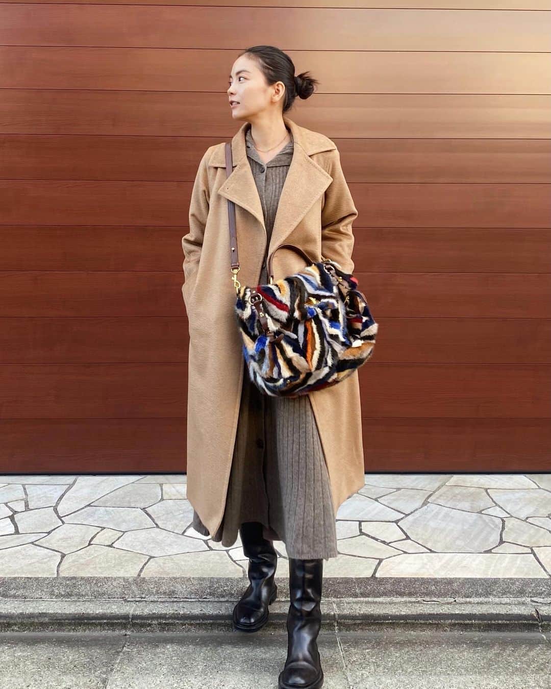 矢野未希子さんのインスタグラム写真 - (矢野未希子Instagram)「断捨離してたら昔のmiumiuのバッグと久しぶりに目があい。。キュン❤︎  最近の服と合わせたらまたいい表情出してくるー！」12月27日 16時45分 - mikko1104