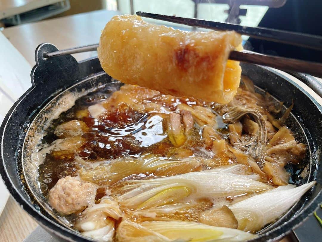 大森万梨乃さんのインスタグラム写真 - (大森万梨乃Instagram)「ㅤㅤㅤ  ㅤㅤㅤ #あべや （静岡市）の #きりたんぽ鍋 🍲 きりたんぽの美味しさを初めて知った2021でした。 ㅤㅤㅤㅤㅤㅤ ということで！ ふるさと納税はきりたんぽ鍋に🤤✌️笑 ㅤㅤㅤ あべやは親子丼も焼き鳥も絶品ですよ〜！ ㅤㅤㅤ #ボンマルグルメ #静岡グルメ」12月23日 16時55分 - marino_omori