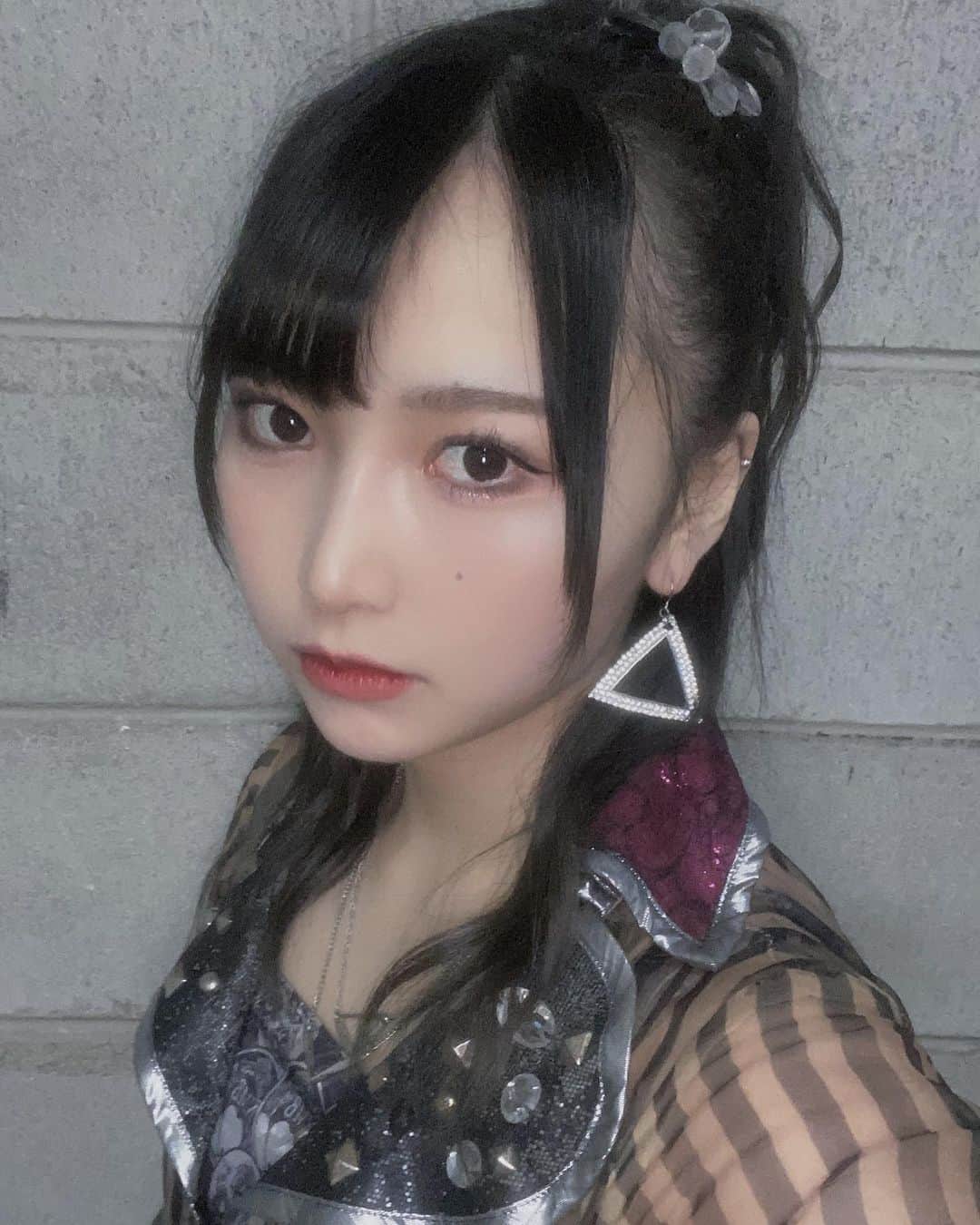 のインスタグラム：「衣装着ると力が漲ってくる❤️‍🔥」