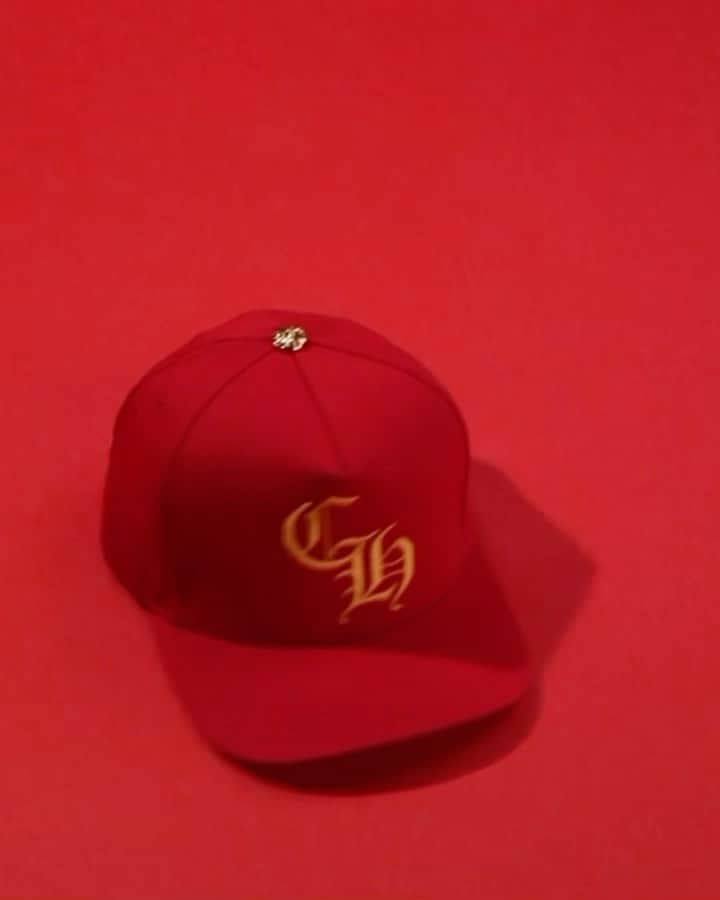 クロムハーツのインスタグラム：「+ ch hat + + + link in bio +」