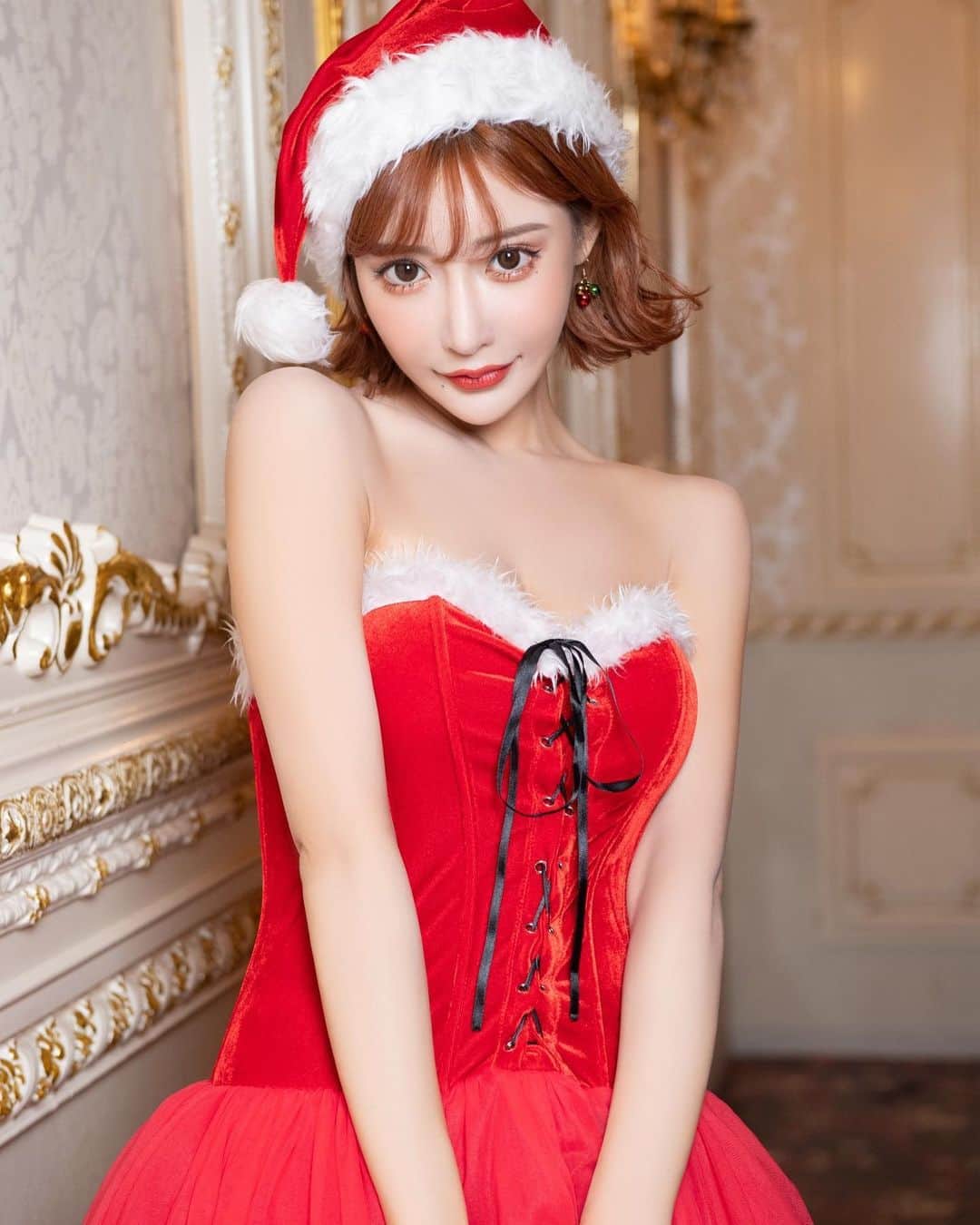 明日花キララのインスタグラム：「イーーヴ🎅🏻🤍 みんな今日なにするの？🎄🎁」