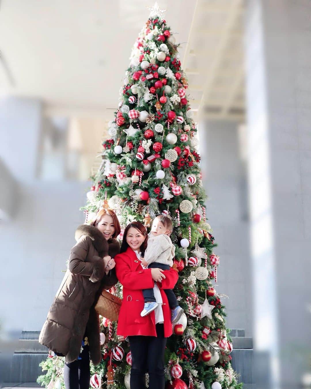 近藤英恵のインスタグラム：「Merry Christmas🎄✨✨✨ 愛子ちゃんたち🙌❤️❤️❤️ 楽しいクリスマスをありがとう🤶✨  #🎄#🎁#🤶#メリークリスマス#🥂#カロリー過多#いっぱい笑った#😂#❤️#楽しい#優秀すぎるお子さん#🙌#また遊ぼうね#🥰#12月は会いたい人に会う月」