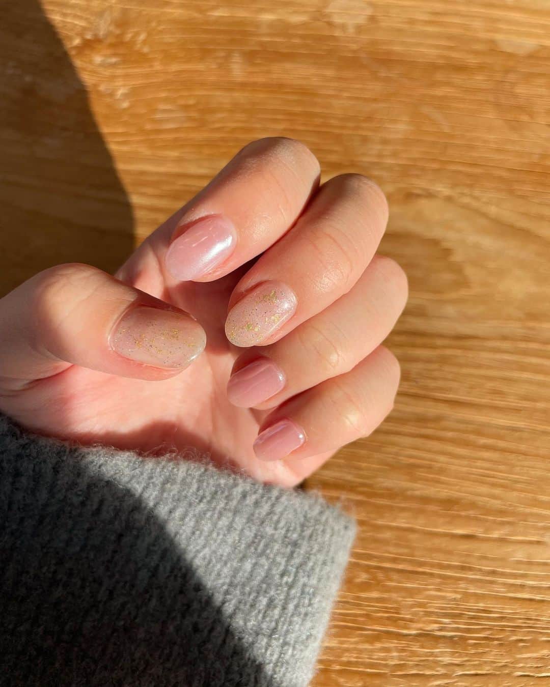武田奈也のインスタグラム：「ㅤ 　 　 　 new nail🤍 キラキラ〜🤍🤍 　 　 　 　 　 ㅤ」