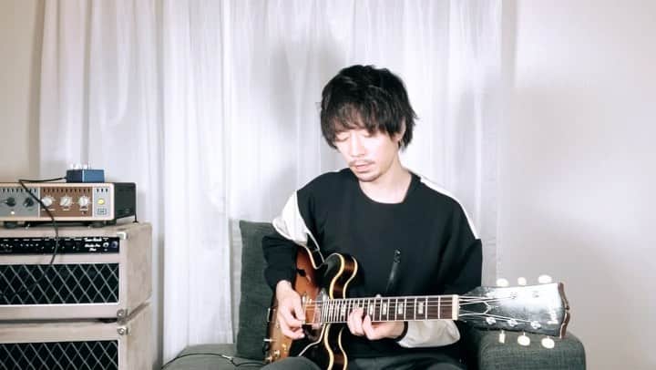 のインスタグラム：「#climaxnumber #frederic #FRDC #フレデリック #guitar #guitarist #ギター #instaguitar #guitaristsofinstagram #musiciansofinstagram #music #gibson #ES330 #tworock #UAD #OX #wampler #wamplerpedals #egocompressor」