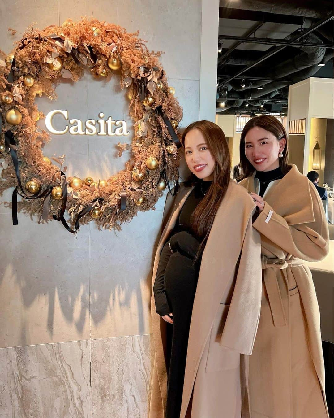 Ayaさんのインスタグラム写真 - (AyaInstagram)「Christmas eve 🍽🎄🎅 可愛い妊婦🤰ちゃんと🤍 Xmas限定コースぜんっぶ 美味しかったなぁ❤️ 大好きな友達と色んな話しながら 美味しいご飯たべてる時間が本間幸せ💕  来年楽しみだなああ〜！👶🏻 わくわく🥰 #カシータ青山#表参道ランチ#女子会#ランチ#男の子ママ」12月24日 18時19分 - aya__fit