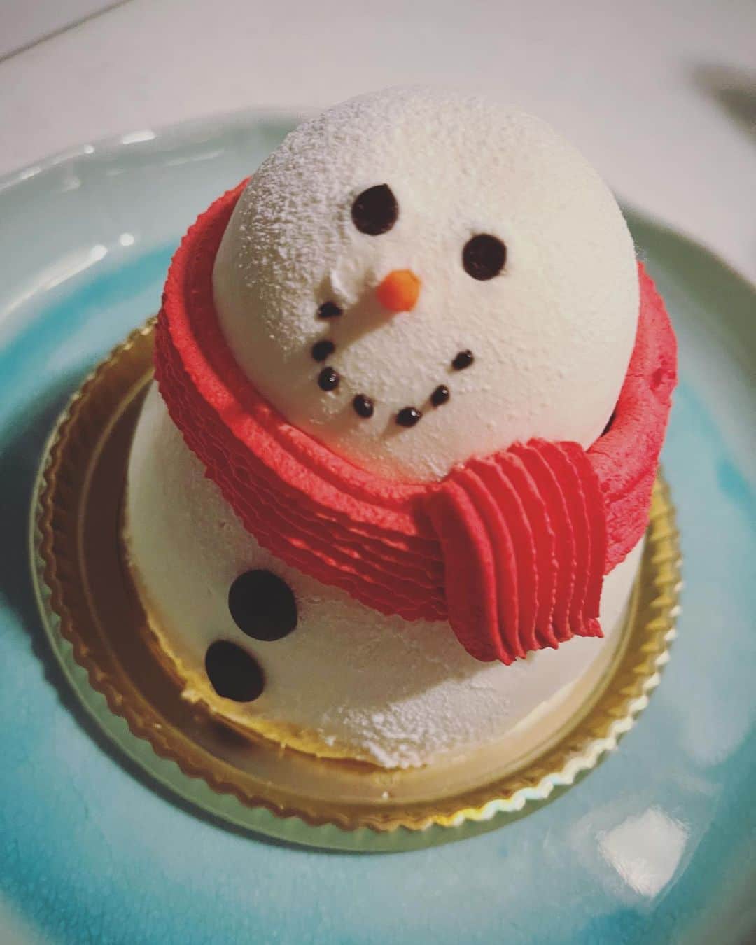 石川亜沙美のインスタグラム：「クリスマスイブ🎄 ・ #2021.12.24 #☺️🙏✨✨✨」