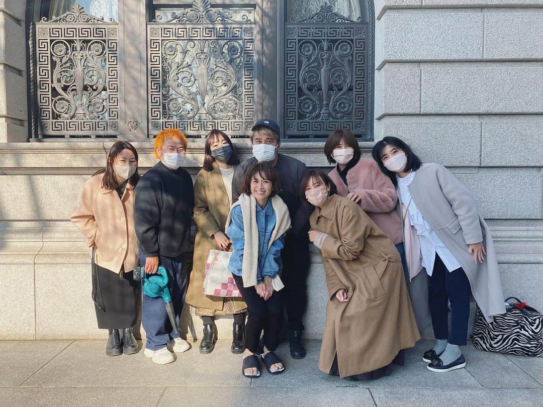畑野ひろ子のインスタグラム：「今日で、今年の撮影が終了しました📷✨ @story_love40 の撮影に関わっているスタッフの皆様、今年も本当にありがとうございました😊🙏 毎回現場で、いろいろな刺激を受け、ページを作りあげるワクワク感はたまりません🥰 来年も、どうぞよろしくお願いします♡ #雑誌story #thankyou」