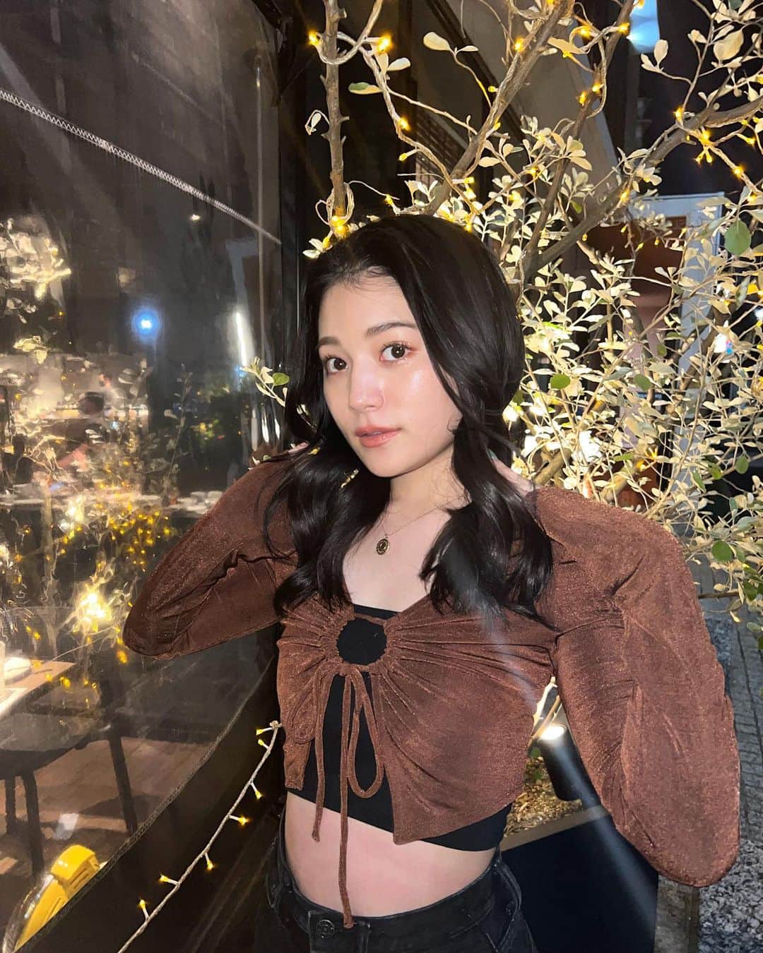 浪花ほのかのインスタグラム：「従姉妹の写真のセンスに💯❤️❤️ いつもありがとうです(/ω＼)  お洋服タグしておきますね！！」
