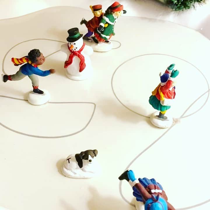 川原亜矢子のインスタグラム：「merry christmas🎄 #tokyo #japan #department56 #snowvillage #christmasvillage #frenchbulldog  #メリークリスマス  #フレンチブルドッグ  #デコレーション」