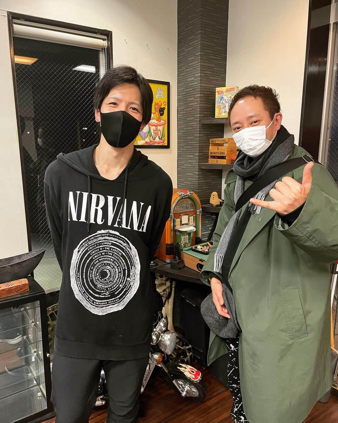 いしだ壱成のインスタグラム：「＃ラッドヘアー さんにてメンテしてもらいました^_^🌈ありがとうございました😊  ＃元菊 #金沢市 #ヘアメイク」