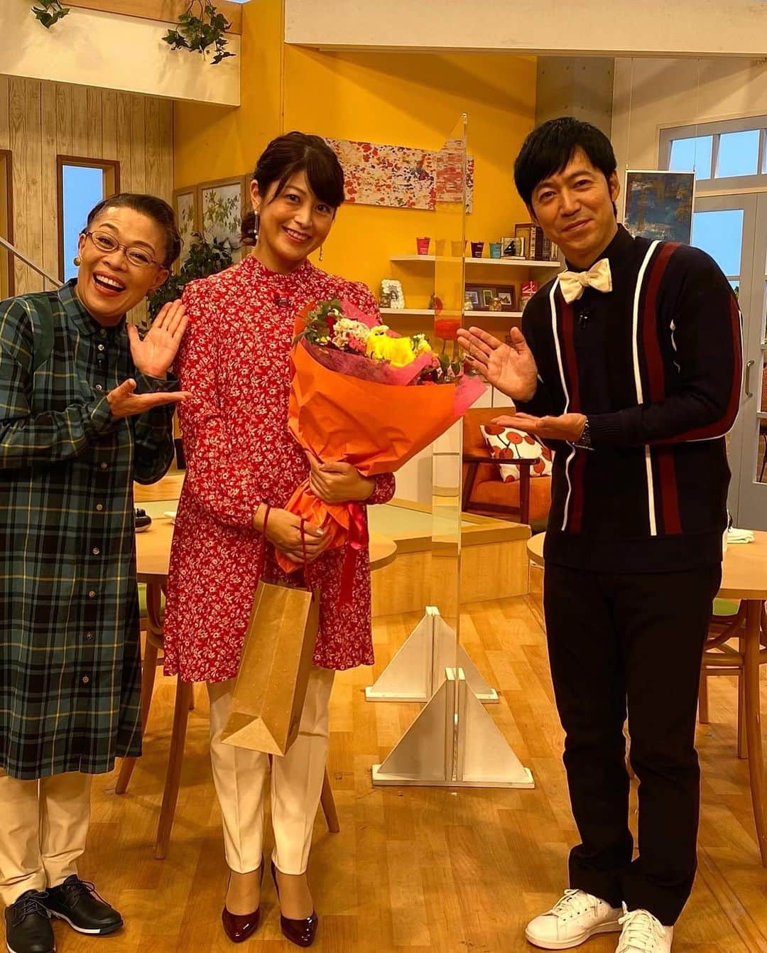 森麻季のインスタグラム：「柴田さん、東MAXさんはじめ出演者の皆さん、スタッフの皆さん本当にありがとうございました  #柴田理恵 さん #東貴博 さん #女神のマルシェ」