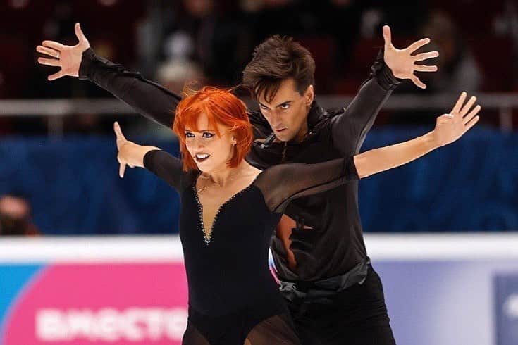 ティファニー・ザホースキのインスタグラム：「Спасибо 🖤」