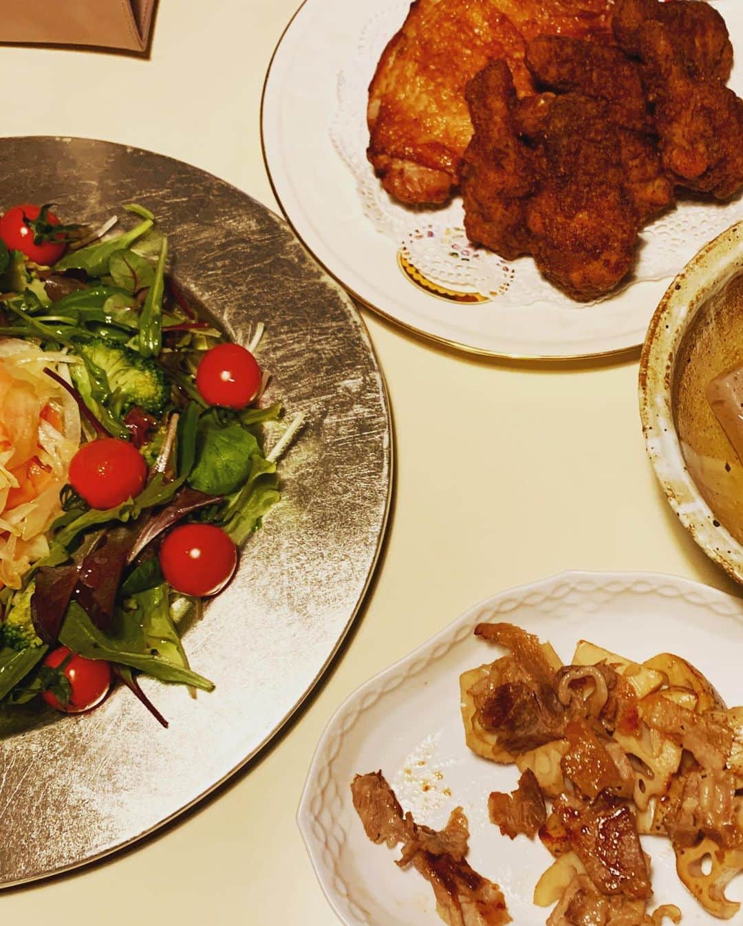 今川宇宙さんのインスタグラム写真 - (今川宇宙Instagram)「実家で母飯たらふく食べました メリメリクリ！」12月25日 1時15分 - uchu_imagawa