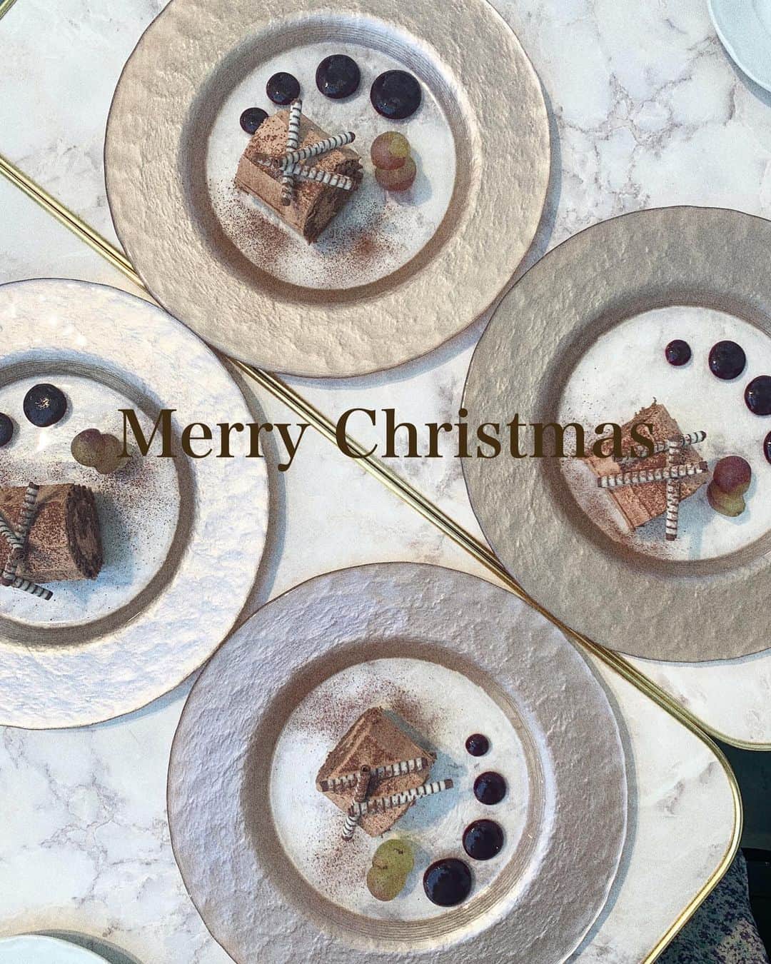 山田菜々のグルメインスタ