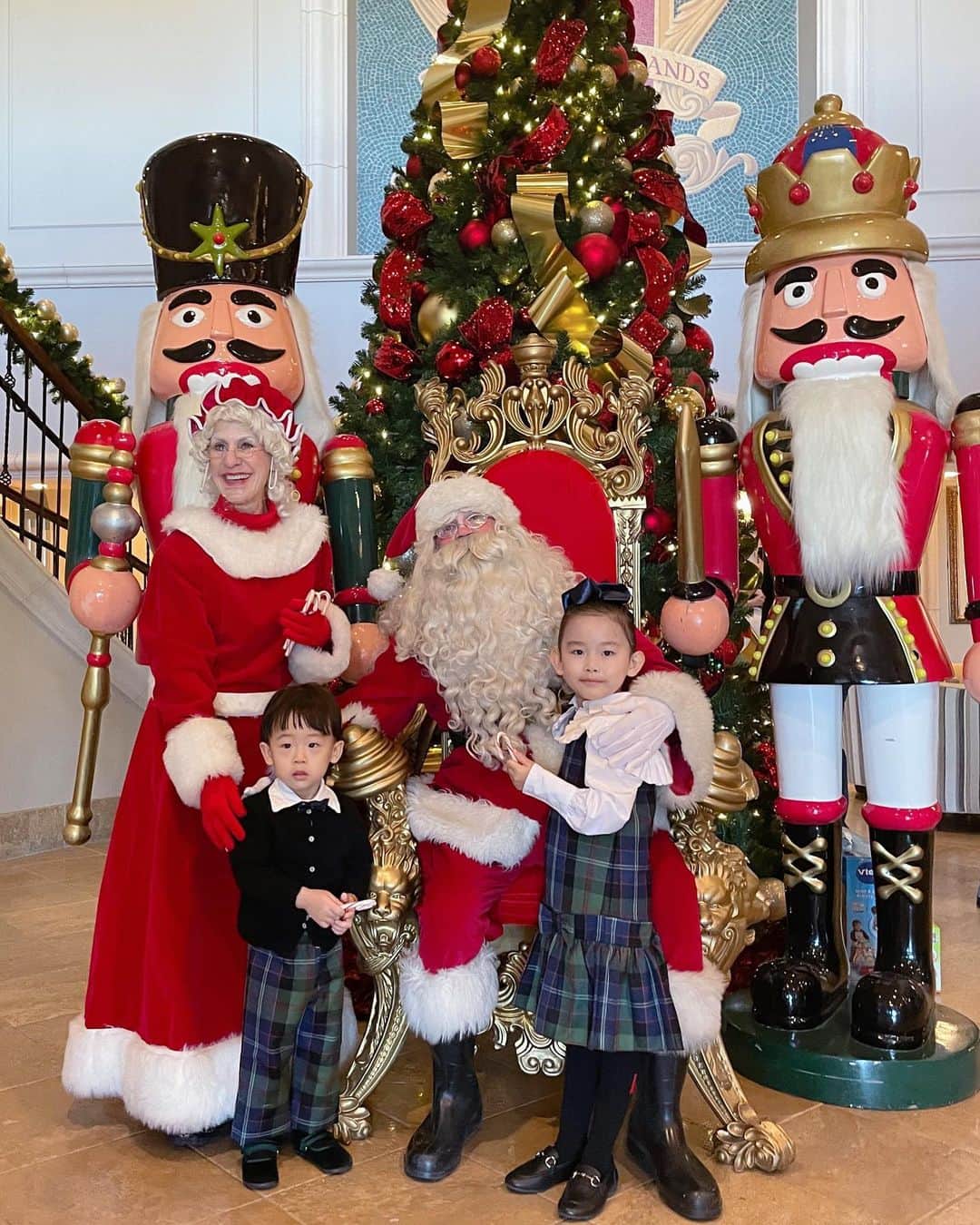 ケビン・ナさんのインスタグラム写真 - (ケビン・ナInstagram)「Merry Christmas🎄」12月25日 11時54分 - kevinna915