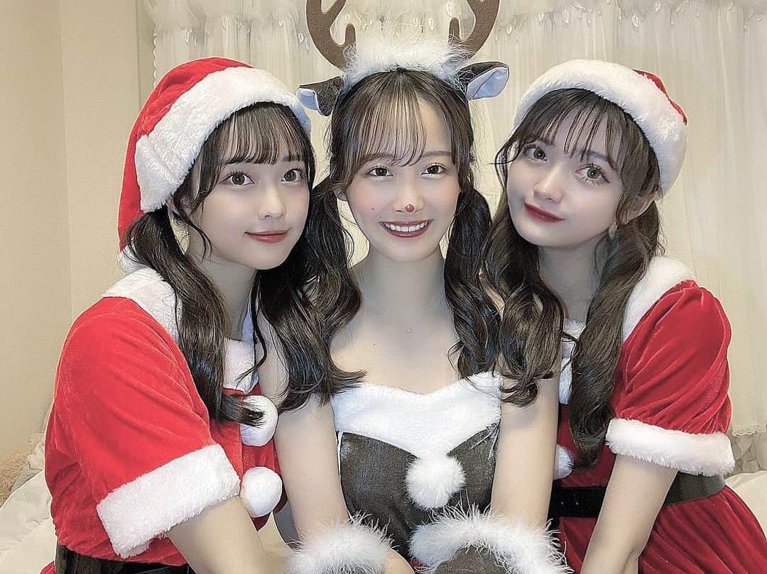 増田ねねのインスタグラム：「❤︎ MerryXmas👱🏻‍♀️🎀」