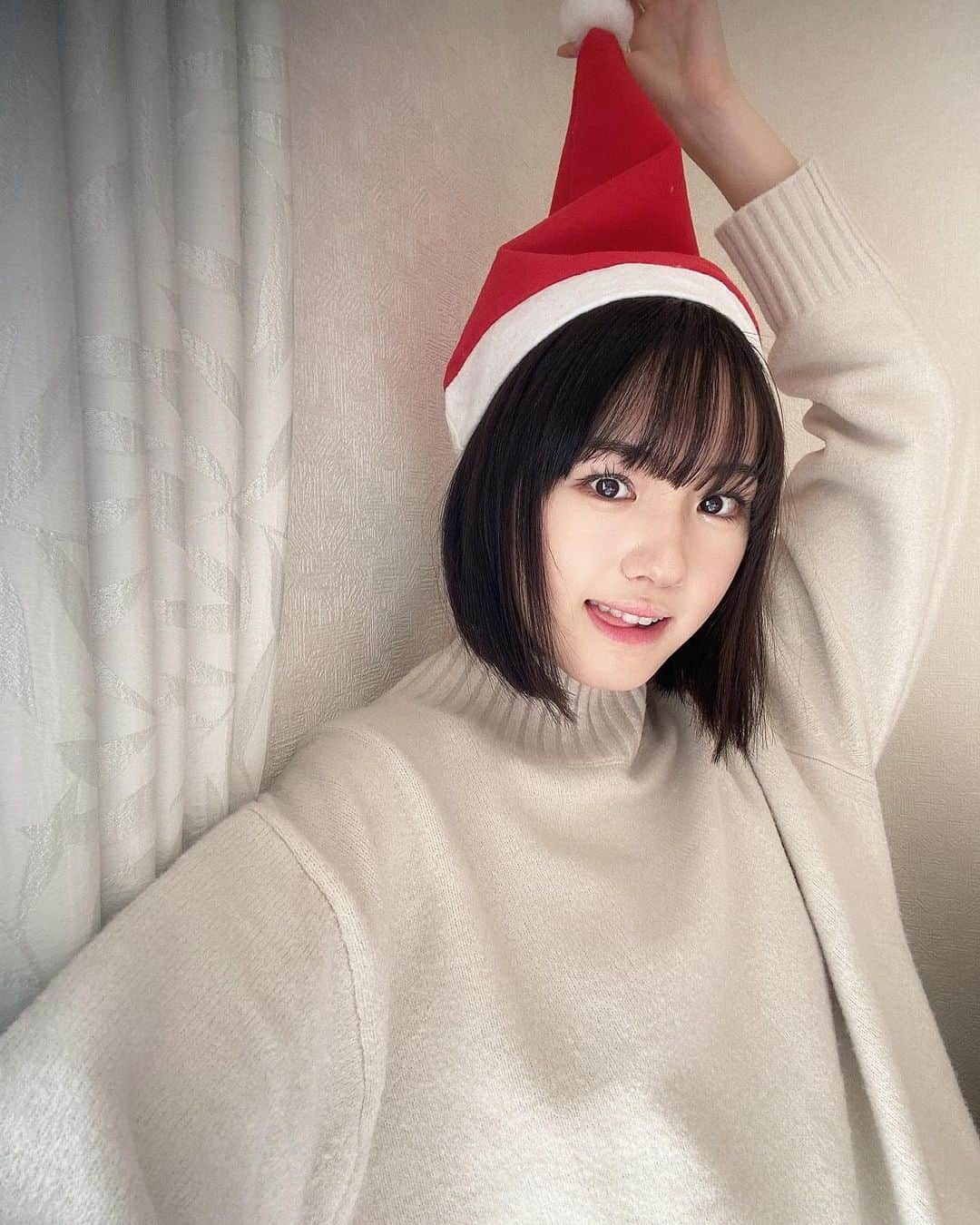 組橋星奈さんのインスタグラム写真 - (組橋星奈Instagram)「・ ・ ・ メリクリ 今年のクリスマスも終わるの早いな🥺 ・ ・ ・  #nicola  #ニコラ  #ニコラ1月号発売中  #ニコモ  #組橋星奈」12月25日 20時38分 - sena_kumihashi0716