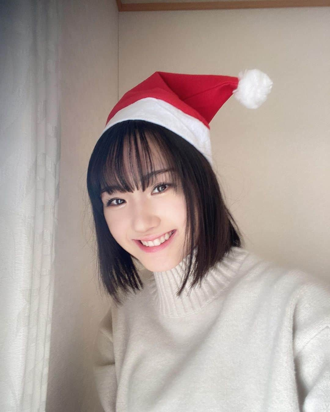 組橋星奈さんのインスタグラム写真 - (組橋星奈Instagram)「・ ・ ・ メリクリ 今年のクリスマスも終わるの早いな🥺 ・ ・ ・  #nicola  #ニコラ  #ニコラ1月号発売中  #ニコモ  #組橋星奈」12月25日 20時38分 - sena_kumihashi0716