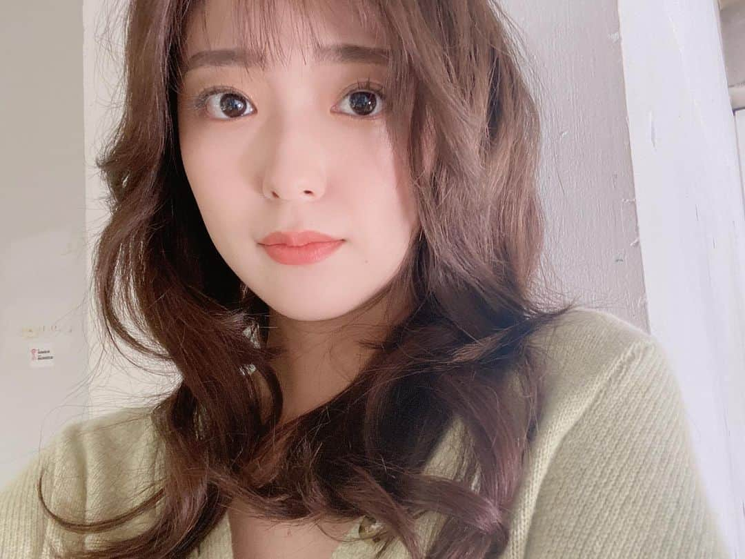 工藤美桜さんのインスタグラム写真 - (工藤美桜Instagram)「#with2月号　本日発売です！！！ ビューティーページに、今回は沼ライフということで私は特撮について語りましたのでぜひそのページも見てほしいです！ そして今私が大好きな　ハンソヒになりたくて　という企画でハンソヒさんメイク紹介してます〜！初のエクステをつけて撮影しました🦋 ぜひ見てくださいね☻」12月25日 12時39分 - mmio_kudo