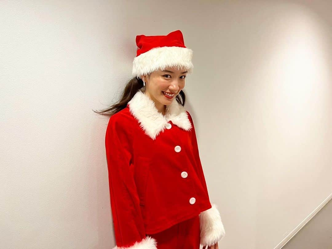 永野芽郁さんのインスタグラム写真 - (永野芽郁Instagram)「・ メリークリスマス🎄🎅🎁」12月25日 13時14分 - mei_nagano0924official