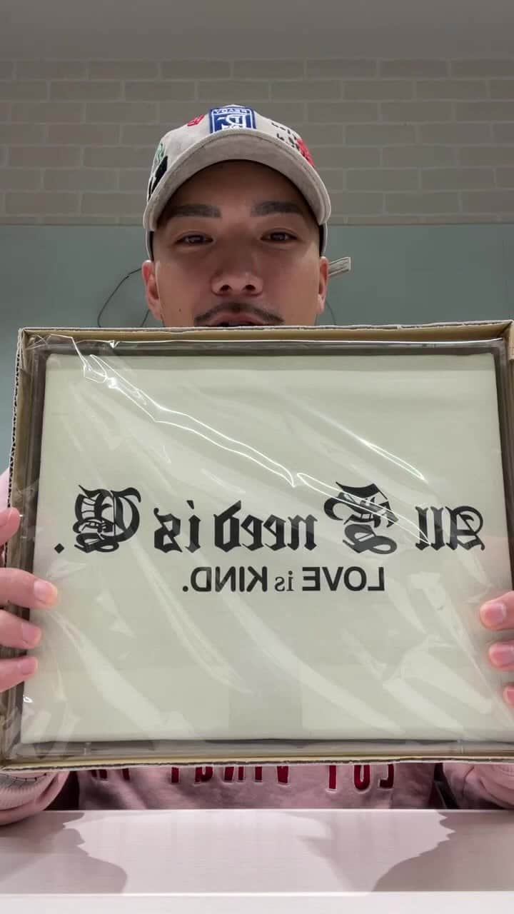 野替愁平のインスタグラム：「当選者にDMしちゃいました。」
