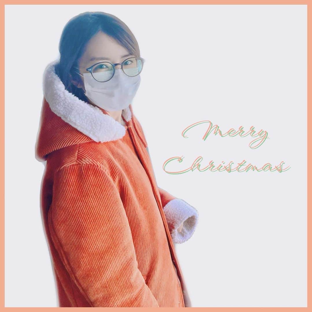 樋口柚子のインスタグラム：「クリスマスだ〜〜🎅 私の家はずっと24日がメインだったな〜🎄」