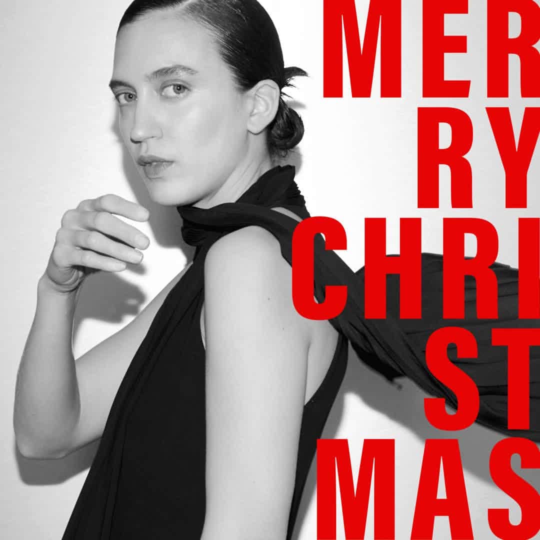 バルバラ ビュイのインスタグラム：「MERRY CHRISTMAS ! - Barbara」